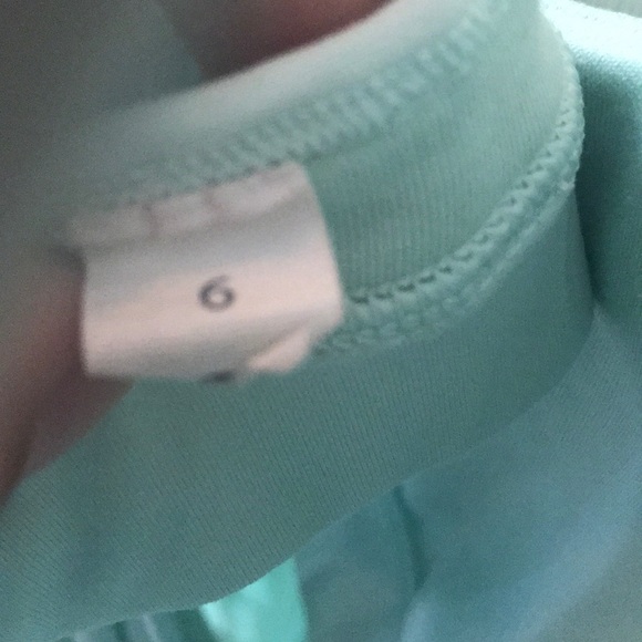 Lulu lemon tank - Picture 5 of 5